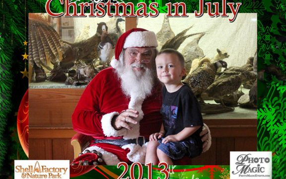 Christmas in July Event at Shell Factory | Photo Magic Events