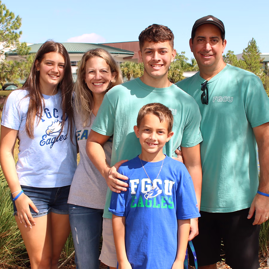 DIY Magic Photo Booth Rentals by Photo Magic Events at FGCU Parents Weekend